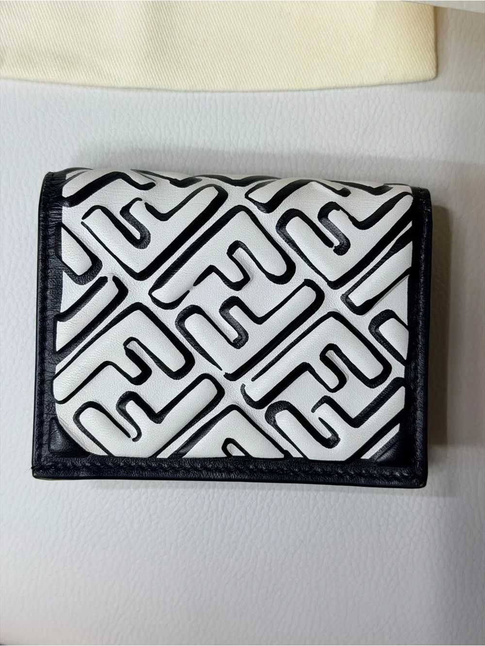 Discontinued Fendi Black & White FF Monogram Logo Leather Bifold Wallet Trendy